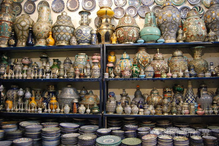 陶瓷之韵 从匠心工艺到商业视觉的艺术之旅